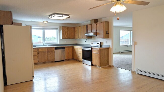 Foto del edificio - 2441 Hill Rd