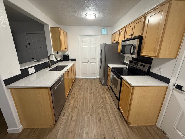 Foto del edificio - 770 NW 185th Ave