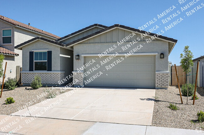Building Photo - 17817 W Country Club Terrace