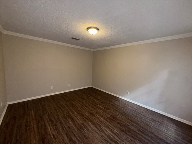 Foto del edificio - 16511 Courtland Cir