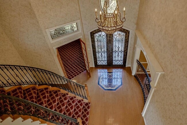 Foto del edificio - 58 Lake Rd