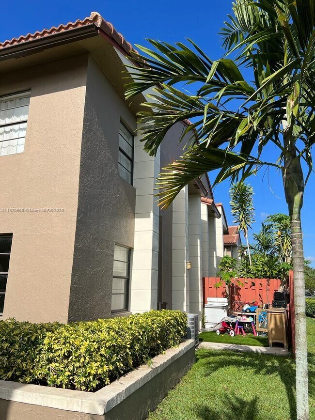 Foto del edificio - 3157 Coral Ridge Dr