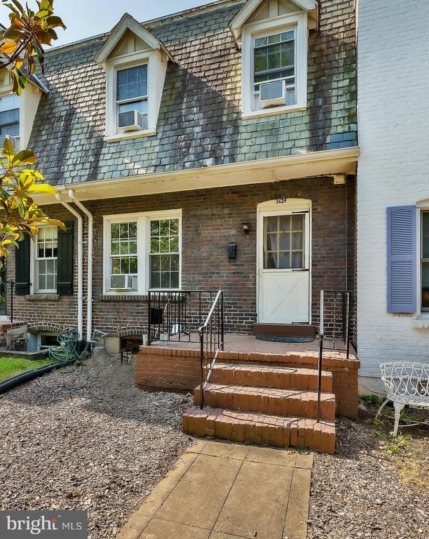 Foto del edificio - 3624 S St NW
