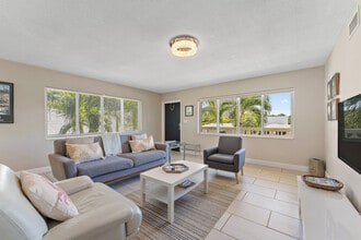 Building Photo - 1264 Surf Rd