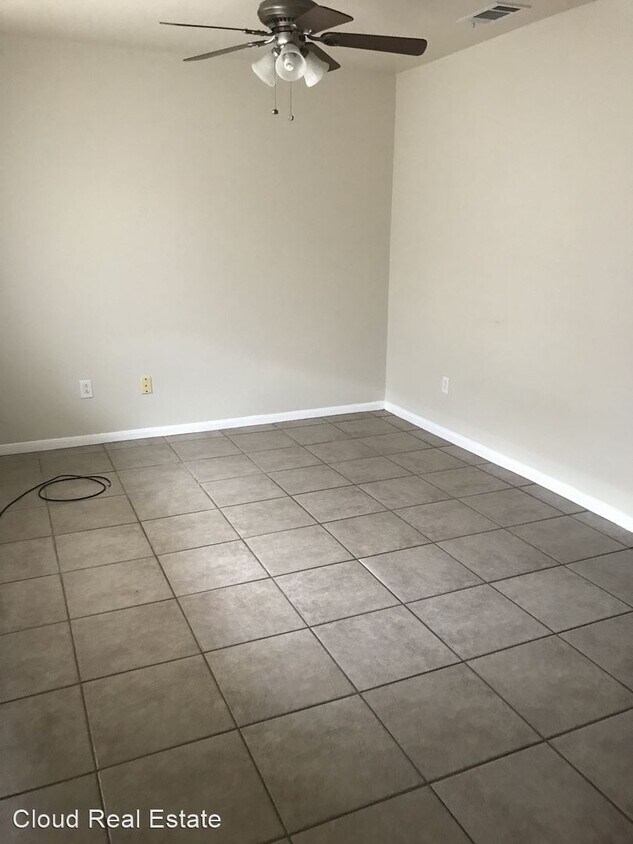 Foto del edificio - 2201 Cascade Dr