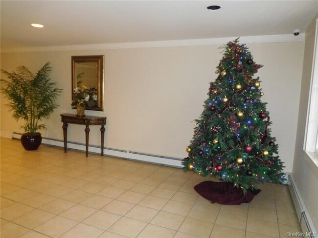 Foto del edificio - 4 Consulate Dr