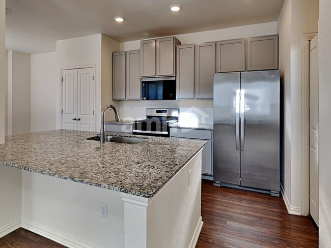 Building Photo - 175 Pebble Creek Run