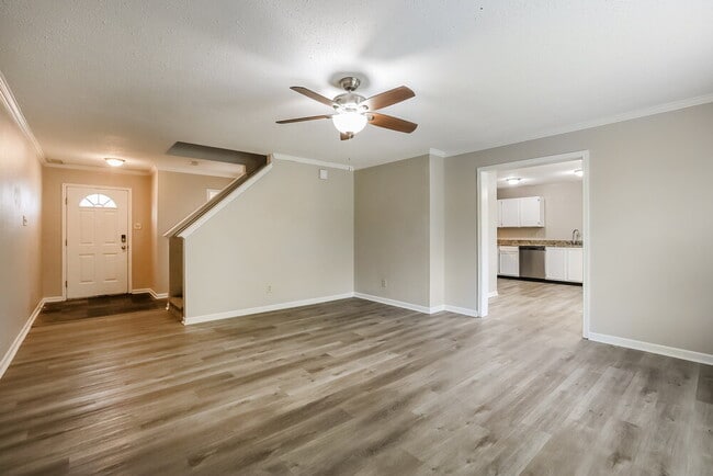 Building Photo - 103 Snowflake Cir