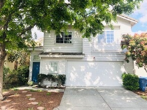 Building Photo - 217 Ivywood Dr