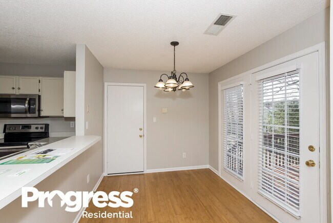 Foto del edificio - 925 Treasure Pl SW