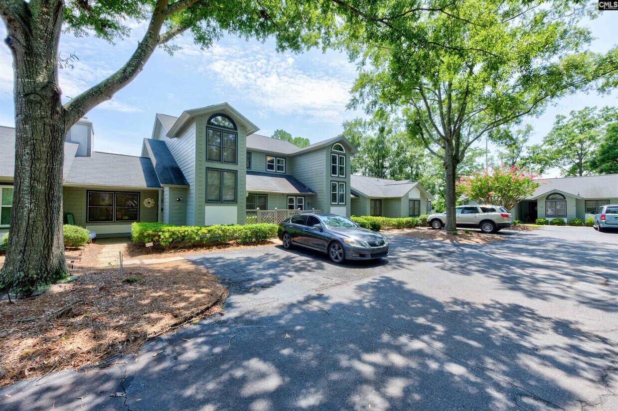 Primary Photo - 106 Huntcliff Dr