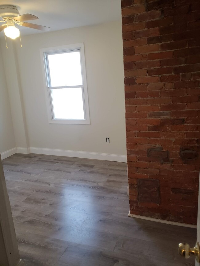 Building Photo - 1111 W Colona St