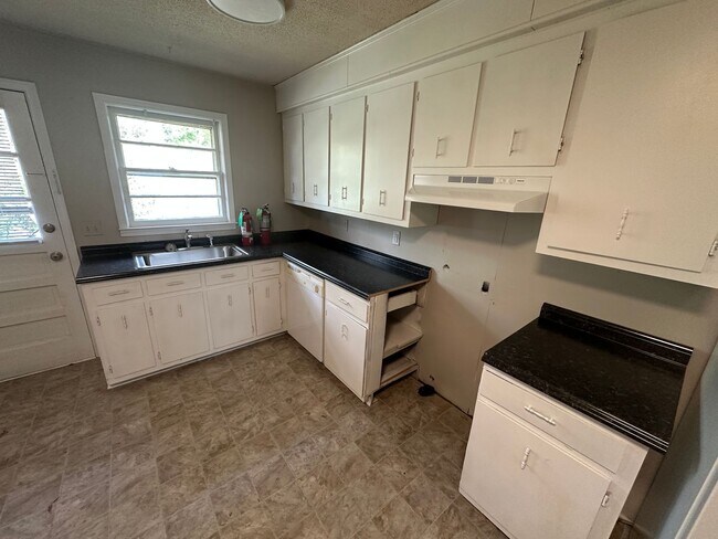 Foto del edificio - 107 Hope Dr