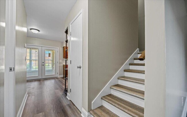 Foto del edificio - 731 Coventry Ln