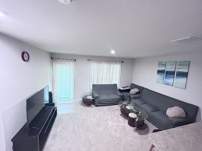 Building Photo - Fully furnished 3/2.5 new construction tow...
