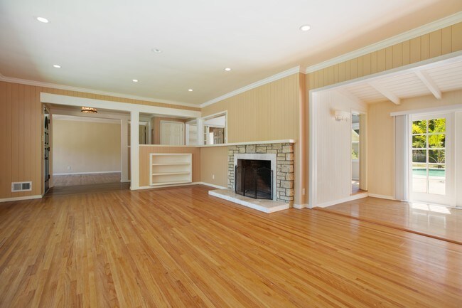 Foto del edificio - 4130 Hayvenhurst Ave