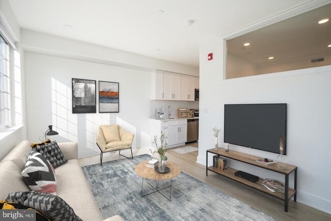 Building Photo - 1324 Frankford Ave