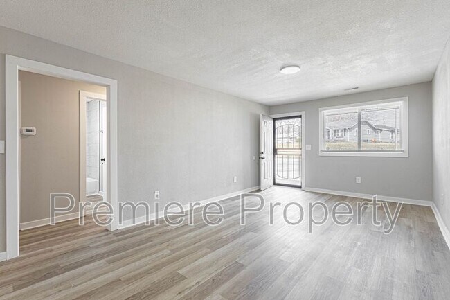 Foto del edificio - 721 E College St