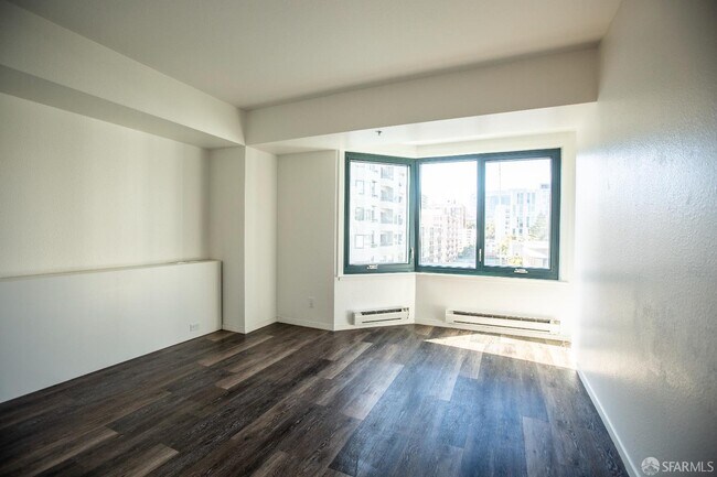 Foto del edificio - 601 Van Ness Ave