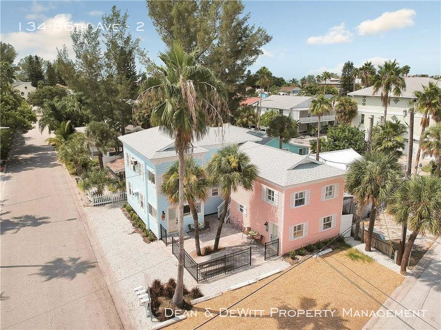 Primary Photo - Furnished STUDIO For Rent - Treasure Island