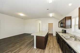 Building Photo - 1814 Jasmine Dr