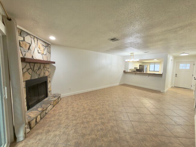 Foto del edificio - 27 Court Dr