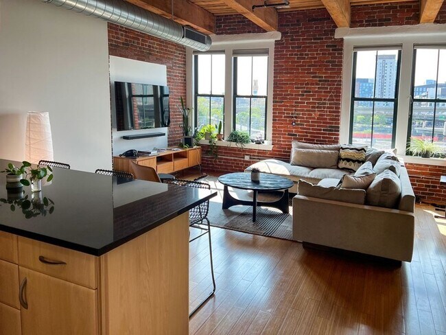 Foto del edificio - 9 W Broadway