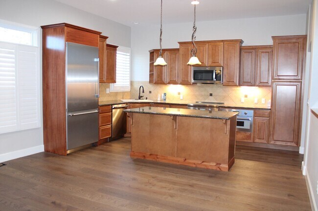 Foto del edificio - 8236 Hidden Cove Ct