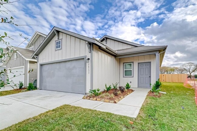 Building Photo - 16131 Kingfield Haven Dr