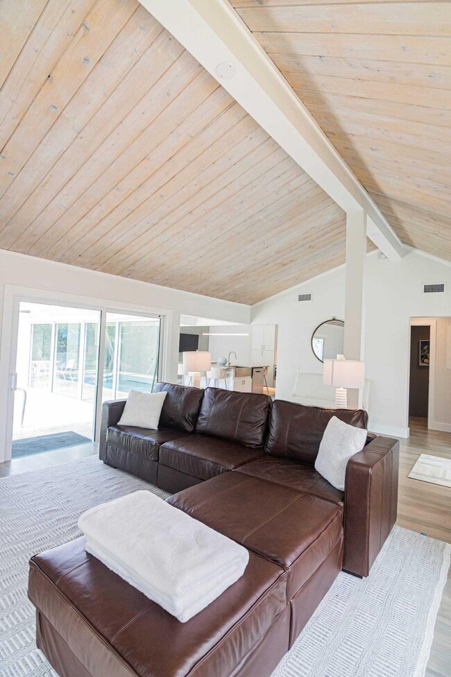 Foto del edificio - 103 W Sandpiper Cir