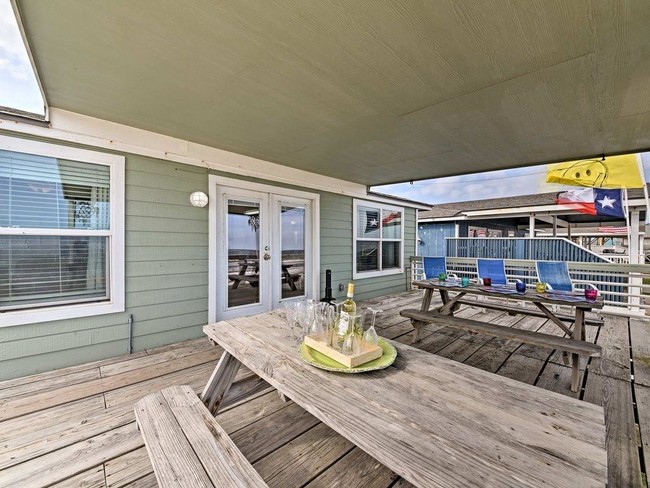 Building Photo - 214 Beach Dr