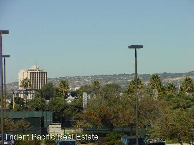 Building Photo - 4568 W Point Loma Blvd