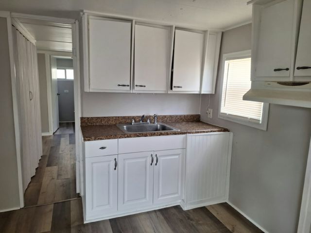 Foto del edificio - 4943 E Hillsborough Ave
