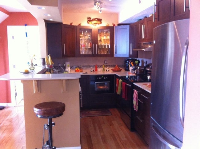 Building Photo - Gorgeous townhouse in  East Weymouth,