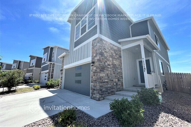 Foto del edificio - 11147 House Finch Ln