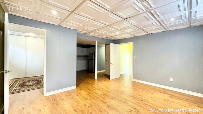 Building Photo - 133 Meadowbank Rd