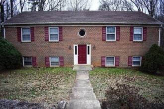 Building Photo - 154 Lee Pl