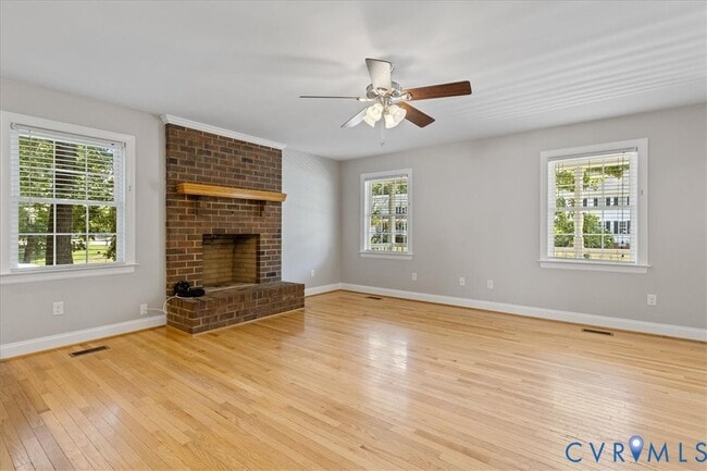 Building Photo - 400 Derbycreek Ln