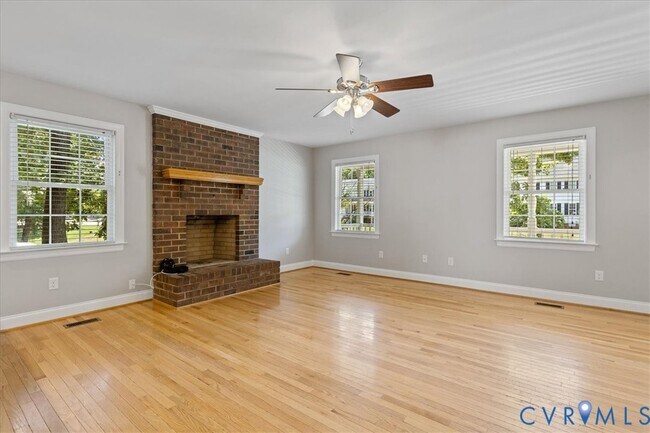 Foto del edificio - 400 Derbycreek Ln