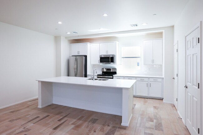 Foto del edificio - 3434 N Longview Ave