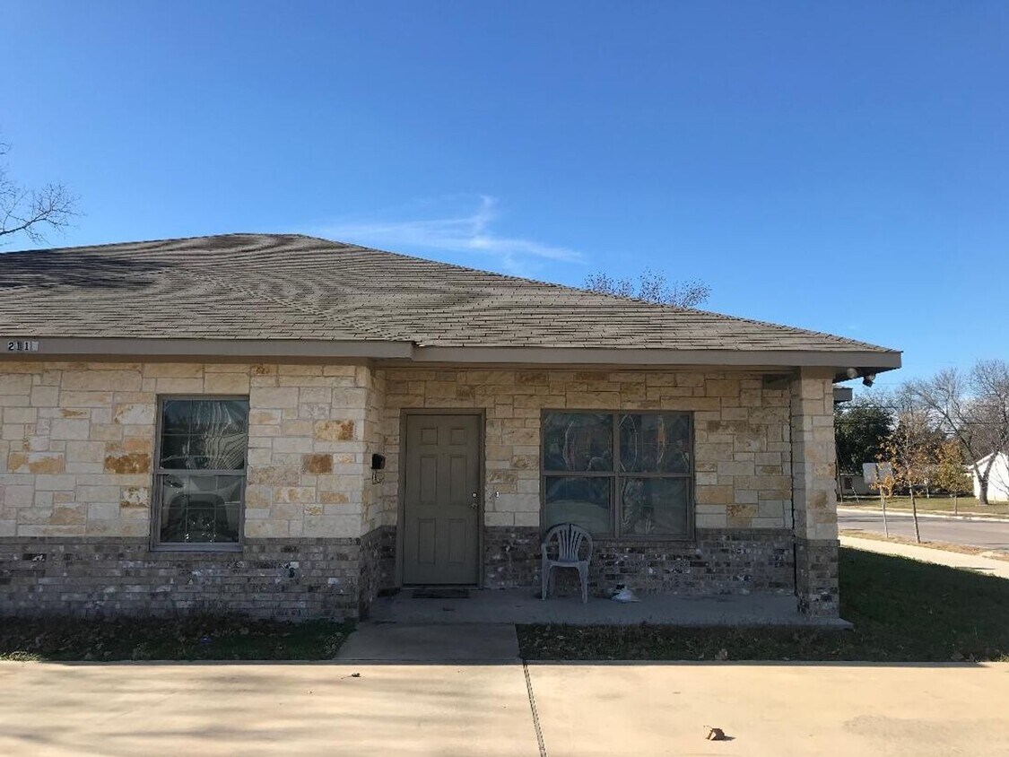 Foto principal - 3 BEDROOM DUPLEX TEMPLE