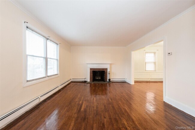 Foto del edificio - 166-23 24th Ave