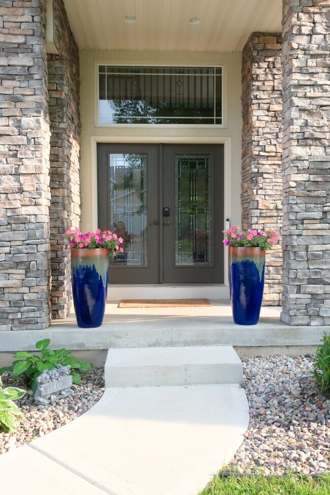 Foto del edificio - 1310 Hanover Ct