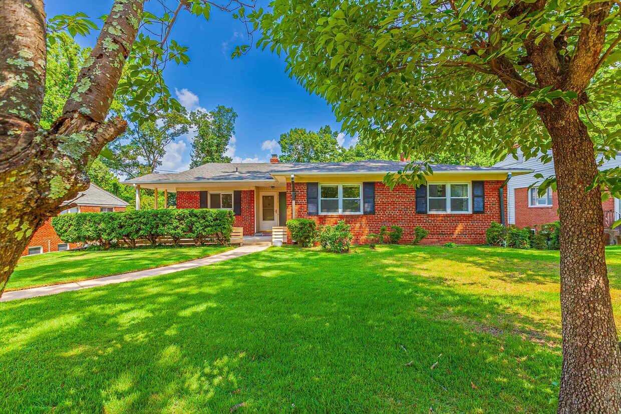 Foto principal - 3215 Brooklawn Ter