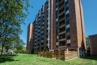 Building Photo - Park View Apartments