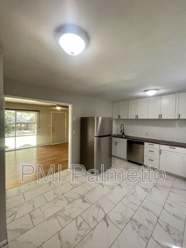 Building Photo - 3319 Brookwood Ct