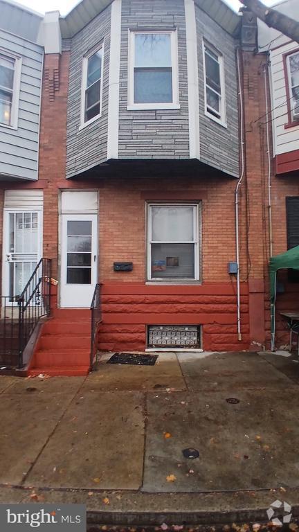 Building Photo - 3244 E St