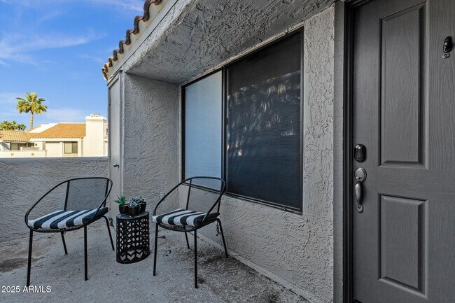 Foto del edificio - 10055 E Mountainview Lake Dr