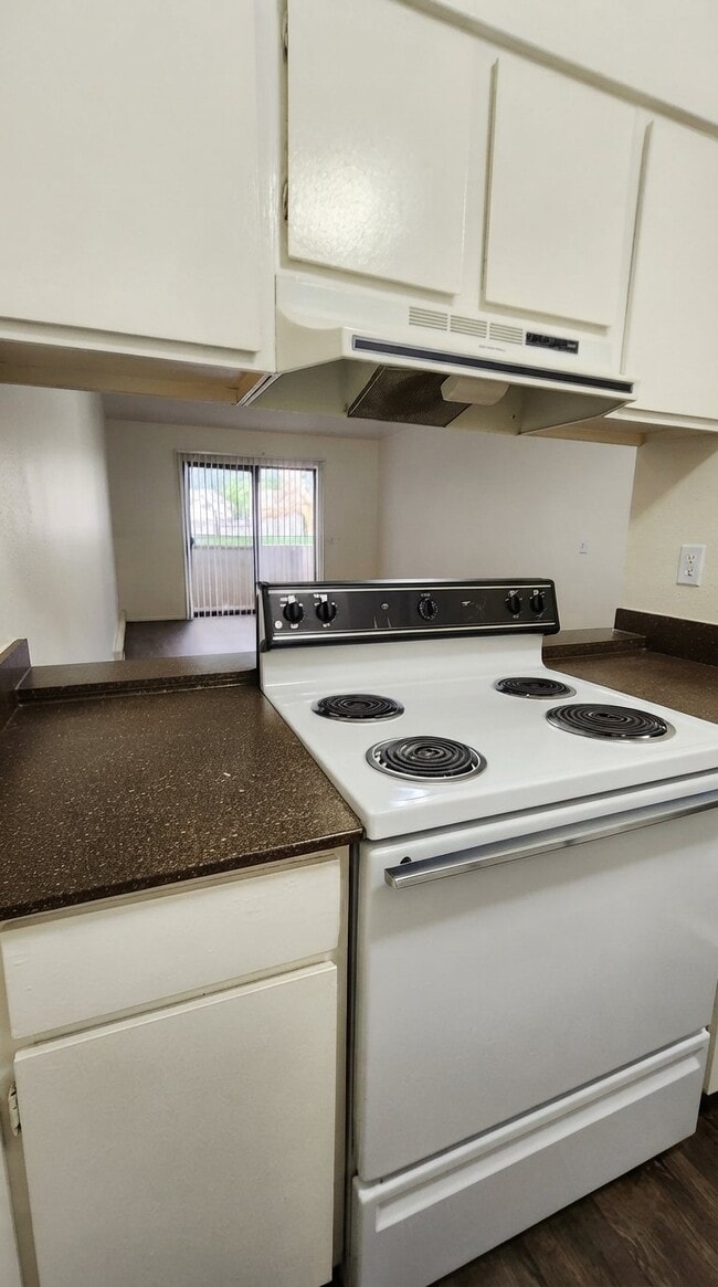 Foto del edificio - 659 S 1200 E
