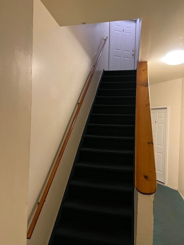 161 Prospect Ave Unit 3, Bayonne, NJ 07002 Condo for Rent in Bayonne